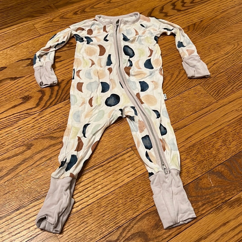 Little Sleepies pjs 3-6 months